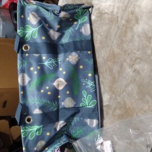 Thirty -one Large Utility Tote in Holiday Ornaments.
